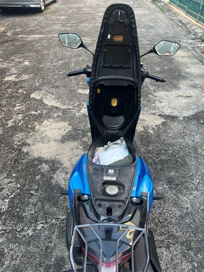 Click 125i น้ำเงินดำ รูปที่ 6