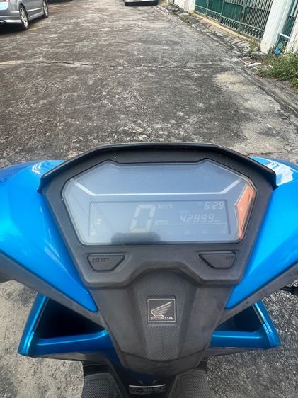 Click 125i น้ำเงินดำ รูปที่ 8