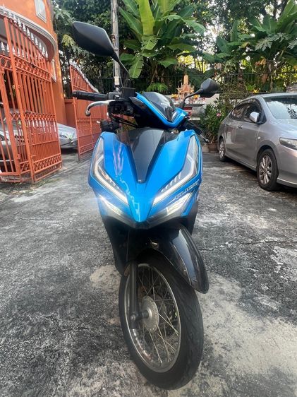 Click 125i น้ำเงินดำ