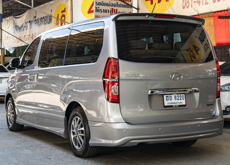 Hyundai H-1 2019 2.5 Elite Van ดีเซล ไม่ติดแก๊ส เกียร์อัตโนมัติ เทา รูปที่ 3