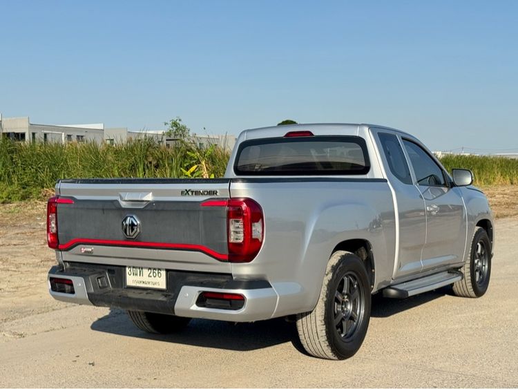 MG Extender 2022 2.0 Grand X Pickup ดีเซล ไม่ติดแก๊ส เกียร์ธรรมดา บรอนซ์เงิน รูปที่ 4