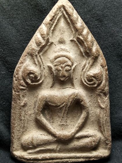 พระขุนแผนสุพรรณบุรีครับ