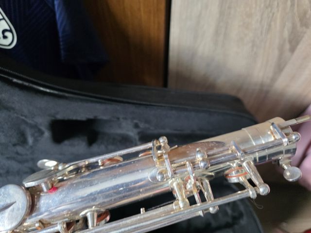 Tenor saxophone COLMAN silver plate color. สภาพเยี่ยม ไม่มีลอก นวมยังใช้ได้อีกยาวๆ mouth MIDWAY 4C รูปที่ 11