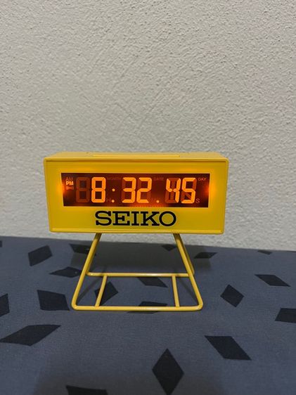 อื่นๆ พลาสติก นาฬิกาตั้งโต๊ะ SEIKO CLOCKS รุ่น SQ815Yมือสองของแท้ สภาพดี 