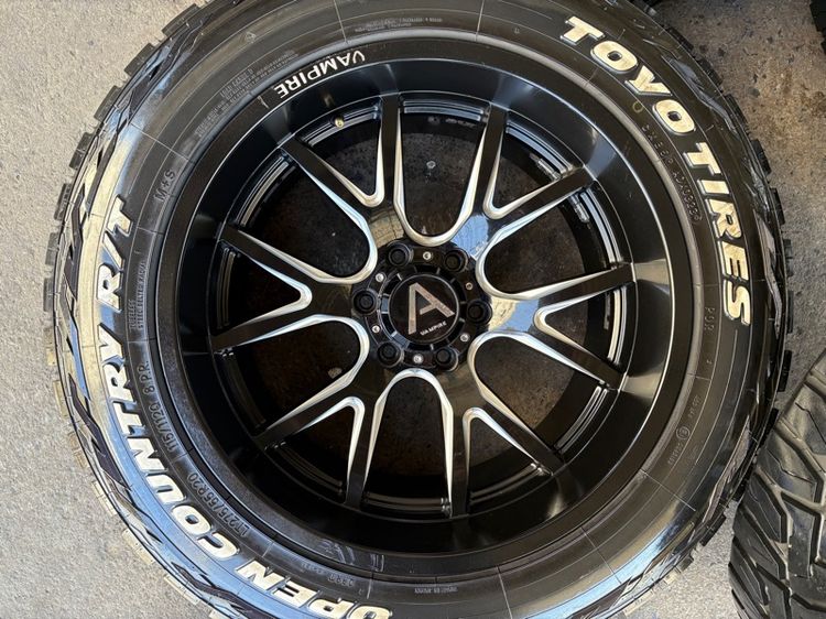 ล้อแม็กขอบ20 ก้านY 6รู139 กว้าง10 ออฟ-24 มีรอยตามการใช้งาน พร้อมยางTOYO275-55-20 ปี23 ปีแท้  รูปที่ 4