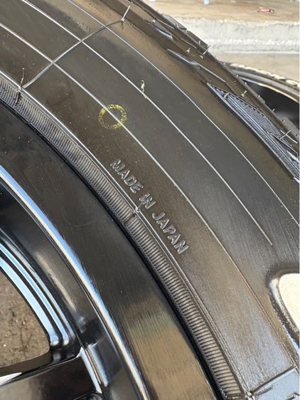 ล้อแม็กขอบ20 ก้านY 6รู139 กว้าง10 ออฟ-24 มีรอยตามการใช้งาน พร้อมยางTOYO275-55-20 ปี23 ปีแท้  รูปที่ 11