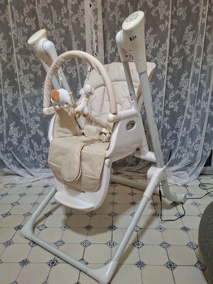 Royal Smart Swing High Chair 2in1 ตัวเดียวจบ เปลไกวอัตโนมัติ และ เก้าอี้ทานข้าว
ผู้ช่วยคุณแม่ยุคใหม่ ดูแลลูกน้อยตั้งแต่แรกเกิด รูปที่ 3