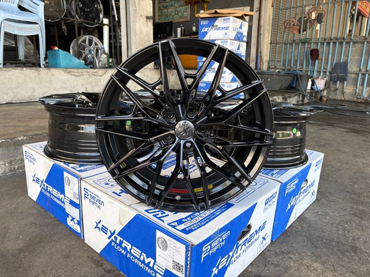 ล้อแม็กมือ1 ขอบ18 FX4 5รู114 กว้าง8 ออฟ38 สีดำเงา ล้อเบา FLOW FORMING งานSEVENFIFTH งานสวยมากๆ  รูปที่ 4