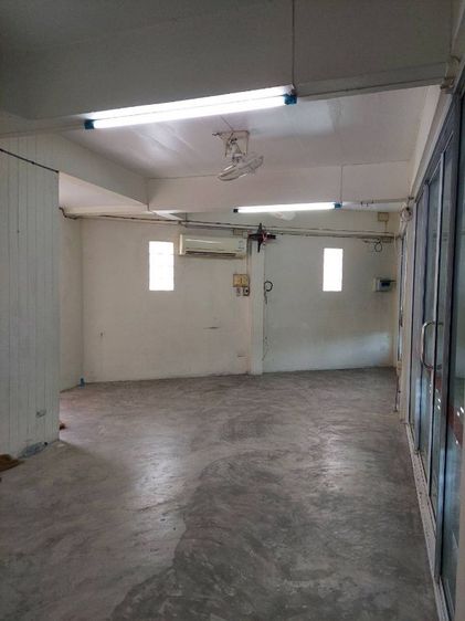 ไม่มี 2015 ใช่ ขายอาคารพาณิช รูปที่ 3