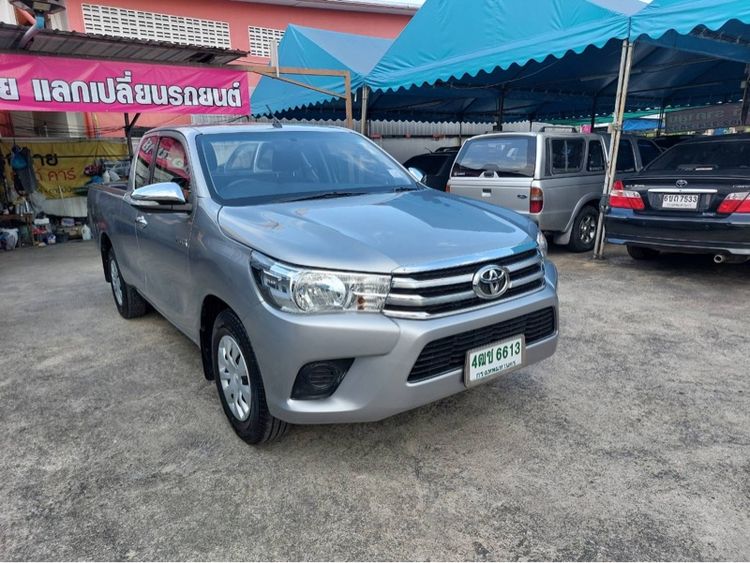Toyota Hilux Revo 2017 2.4 J Plus Pickup ดีเซล ไม่ติดแก๊ส เกียร์ธรรมดา บรอนซ์เงิน รูปที่ 2