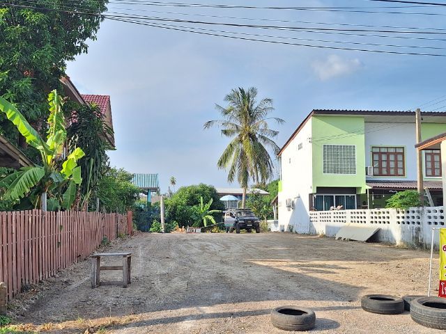 ใช่ ขายที่ดินว่างเปล่า ใกล้ ร.ร.เขาท่าพระ รูปที่ 4