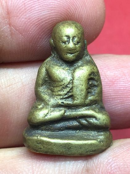 หลวงพ่อเงินพิมพ์ขี้ตา รูปที่ 3