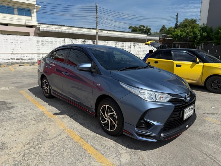 Toyota Yaris ATIV 2021 1.2 Entry Sedan เบนซิน ไม่ติดแก๊ส เกียร์อัตโนมัติ ฟ้า รูปที่ 3