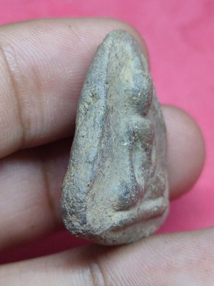 พระนางกำเเพงกลีบบัว รูปที่ 2