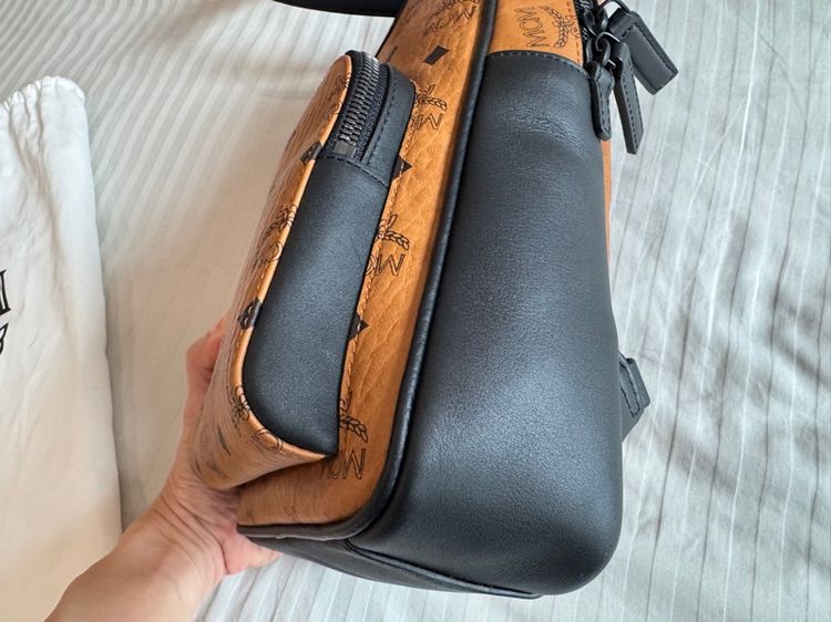 กระเป๋า MCM Men's Aren Visetos Sling bag รูปที่ 12