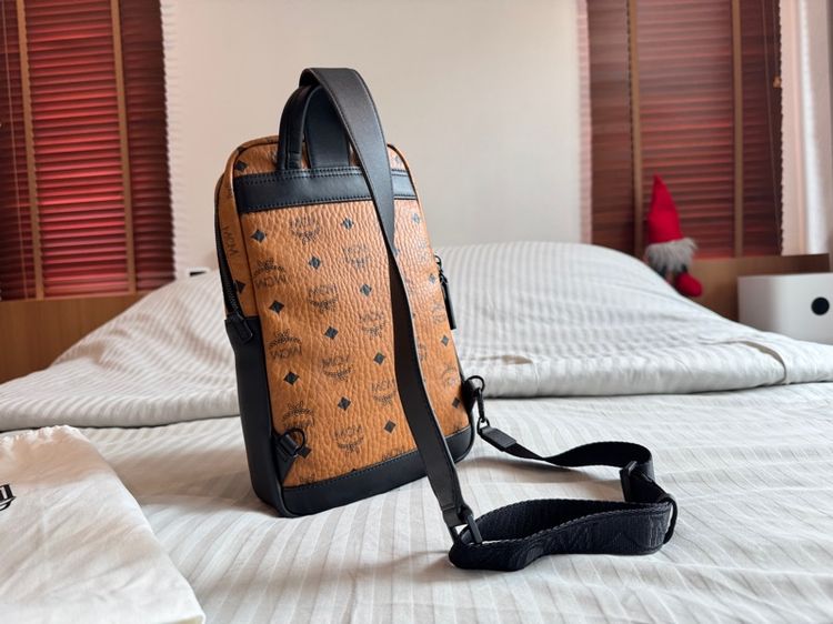 กระเป๋า MCM Men's Aren Visetos Sling bag รูปที่ 4