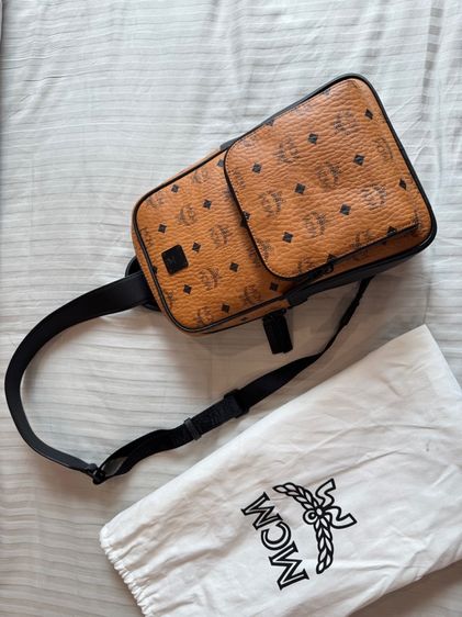 กระเป๋า MCM Men's Aren Visetos Sling bag รูปที่ 3