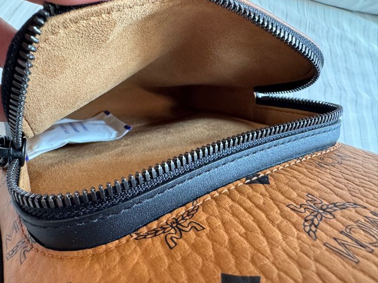 กระเป๋า MCM Men's Aren Visetos Sling bag รูปที่ 5