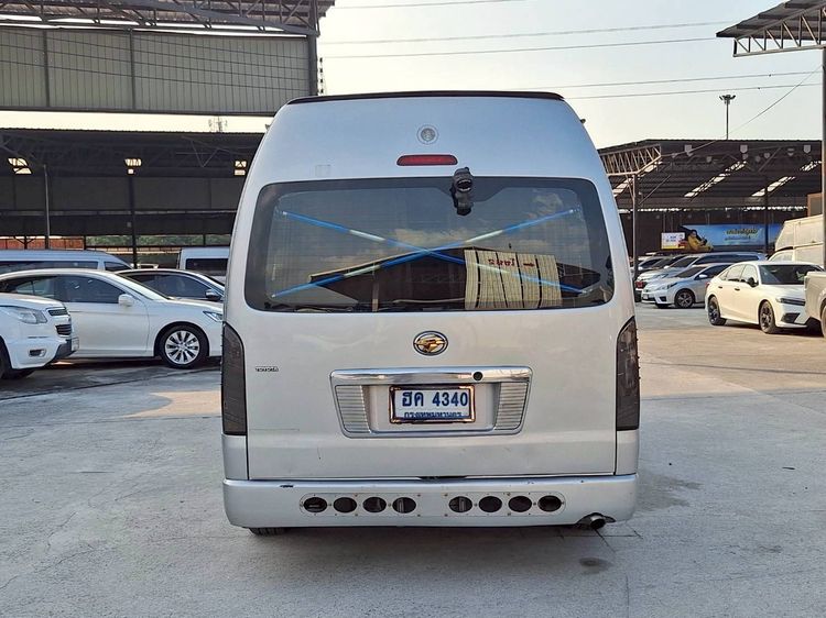 Toyota Commuter 2006 2.5 Van ดีเซล ไม่ติดแก๊ส เกียร์ธรรมดา บรอนซ์เงิน รูปที่ 4