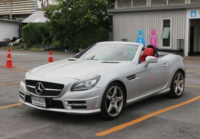Mercedes-Benz SLK-Class 2012 SLK200 AMG Sedan เบนซิน ไม่ติดแก๊ส เกียร์อัตโนมัติ บรอนซ์เงิน รูปที่ 3