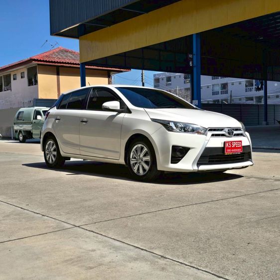 Toyota Yaris 2016 1.2 G Sedan เบนซิน ไม่ติดแก๊ส เกียร์อัตโนมัติ ขาว รูปที่ 2