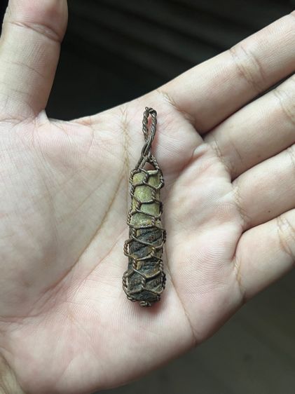 ตะกรุดยาวทั้งหมด 2.7 นิ้ว ไม่ทราบที่ (มีสินค้าหลายรายการกดเข้ามาดูในโปรไฟล์ได้เลยครับ) รูปที่ 2