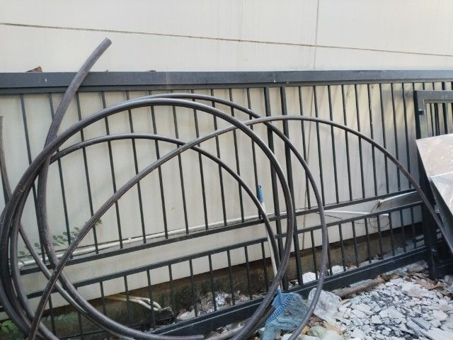 ขายประตูเลื่อนยาว 5 เมตรสูง 1 เมตร 55 ซม.