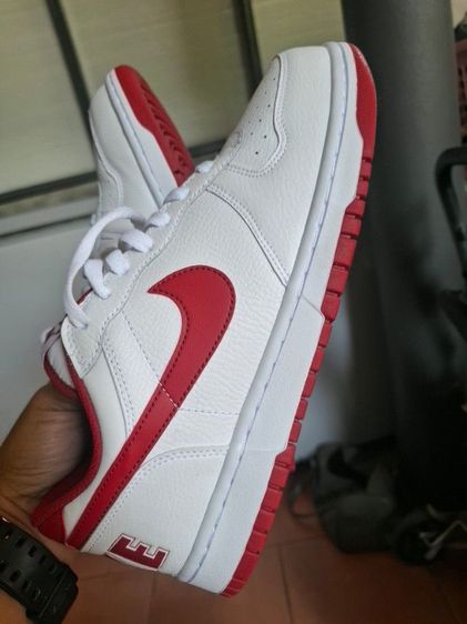 รองเท้า Nike มิอหนึ่ง แตะพื้น 20 เมตรขายเพราะใส่ไม่ได้ รูปที่ 4