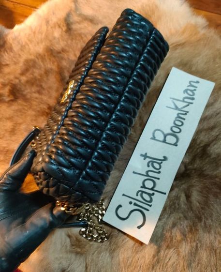 กระเป๋าแบรนด์tory burch ของแท้💯เปอร์เซ็นต์ ซื้อมาจากช็อปที่เซ็นทรัลลาดพร้าว ซื้อมาราคา34,300บาท แต่ขอส่งต่อแบบถูกๆ มีใบเสร็จราคาตอนที่ซื้อ รูปที่ 6