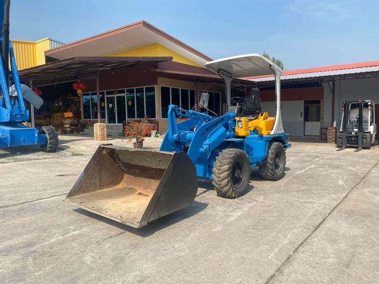 รถตักล้อยาง MITSUBISHI รุ่น WS210  บุ้งกี๋ 0.7 คิว  รถเก่านอกนำเข้า รูปที่ 4