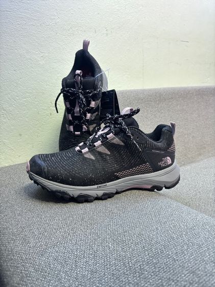 รองเท้าผ้าใบ หลากสี ผ้า UK 6 | EU 39 1/3 | US 7.5 อื่นๆ The North Face (ของแท้)