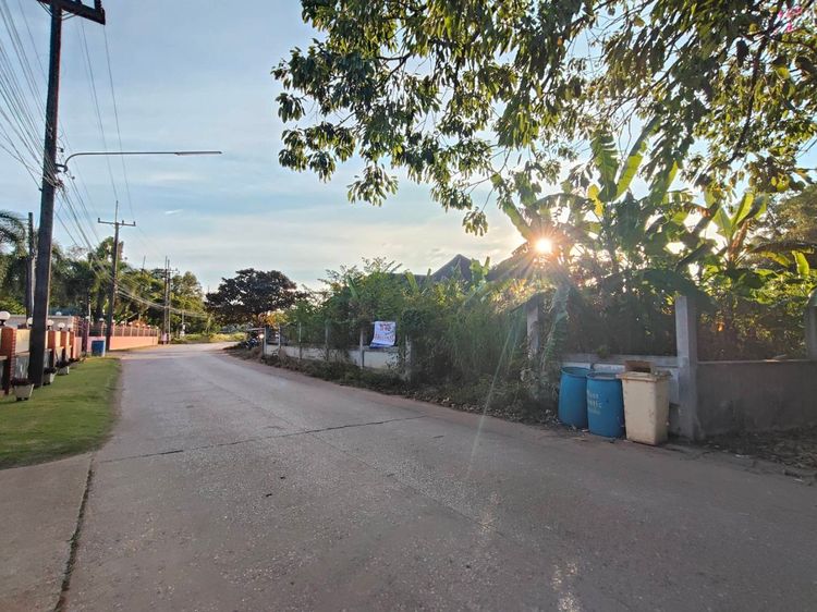 ขายที่ดินเปล่า ถมแล้ว เหมาะสำหรับสร้างบ้านพักตากอากาศ ลงทุน หรือทำธุรกิจอื่นๆ ใกล้ชายหาดแหลมแม่พิมพ์ 500ม. ผังเมือง EEC