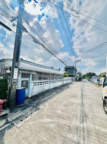 ขายบ้านหลังมุม แปลงสวย วังทองหลาง-บางกะปิ ซอยลาดพร้าว 101 แยก 25  ทำเลดี เข้าซอยไม่ลึก  รูปที่ 4