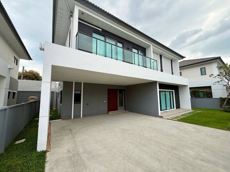 มีบางส่วน Owner Post ให้เช่า บ้านเดี่ยว โครงการ CENTRO วิภาวดี บ้านใหม่โซนใกล้ Clubhouse บนเนื้อที่ดินใหญ่กว่า 85 ตร.วา รูปที่ 2