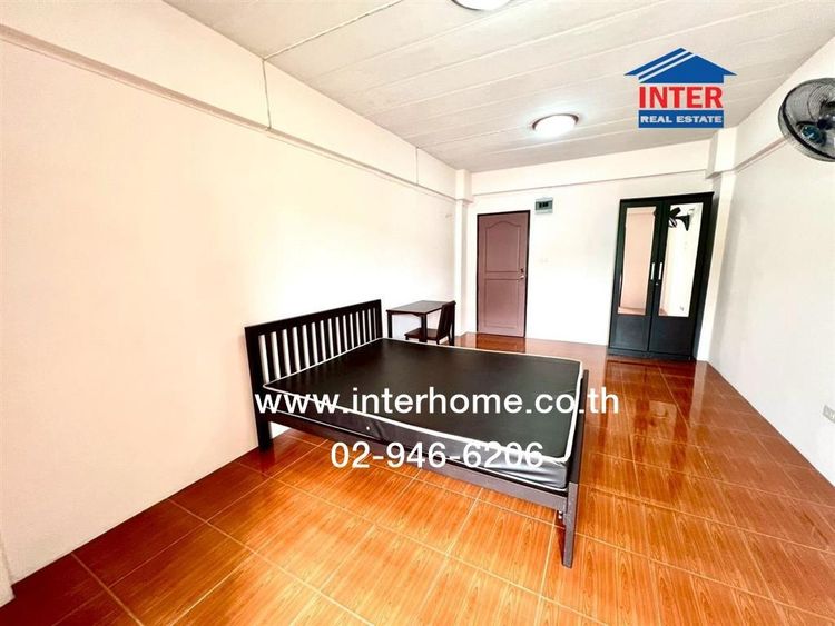 อพาร์ทเม้นท์ 4 ชั้น 97 ตร.ว. อพาร์ทเม้นท์ ซอยนาคนิวาส15 ถนนลาดพร้าว71 ถนนลาดพร้าว71 ถนนนาคนิวาส15 เขตลาดพร้าว กรุงเทพมหานคร รูปที่ 4