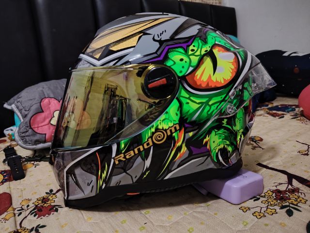 หมวกกันน็อคมือ1พร้อมถุงกล่อง