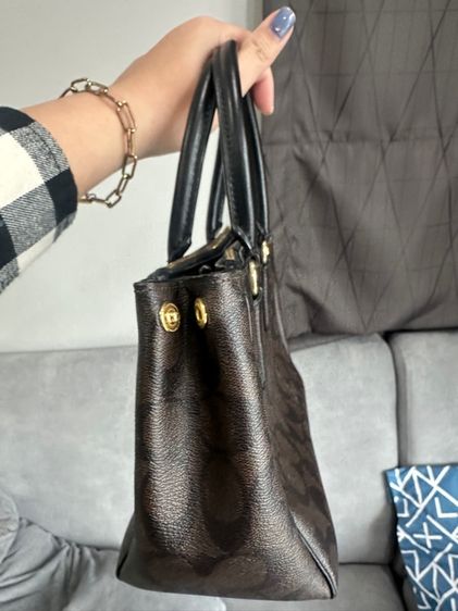 coach สภาพดี เเต่สายยาวหาย รูปที่ 9