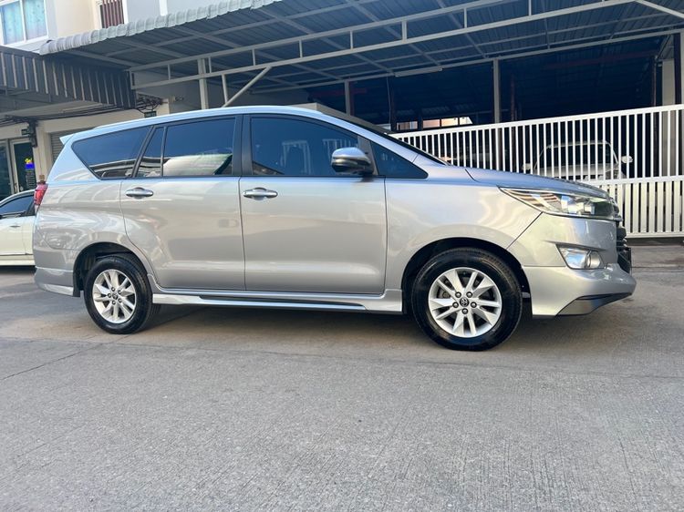 TOYOTA INNOVA CRYSTA 2.8G ปี 2029