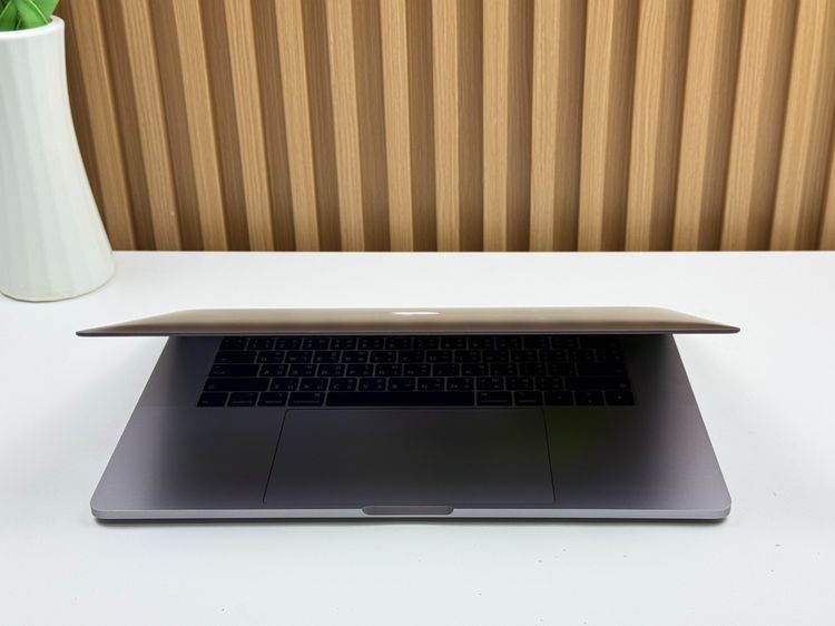 MacBook Pro 15-inch,2019 Four Thunderbolt 3 ports Intel Core i7 Ram16GB SSD256GB SpaceGray รูปที่ 6