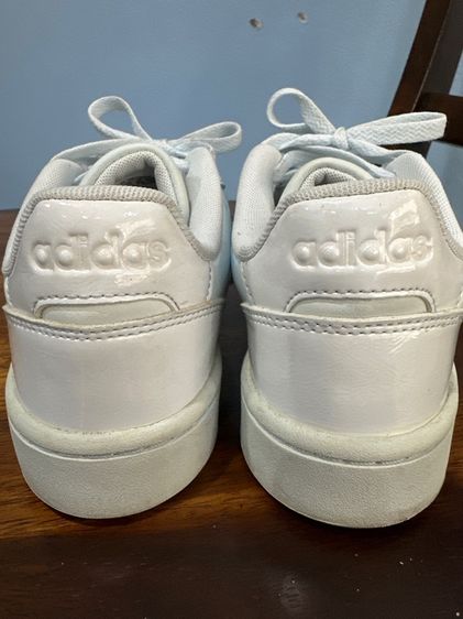 รองเท้าผ้าใบ adidas ของแท้ รูปที่ 8