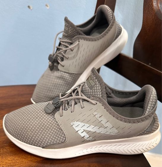 รองเท้าผ้าใบ New Balance รูปที่ 3