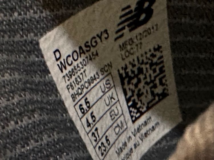 รองเท้าผ้าใบ New Balance รูปที่ 6