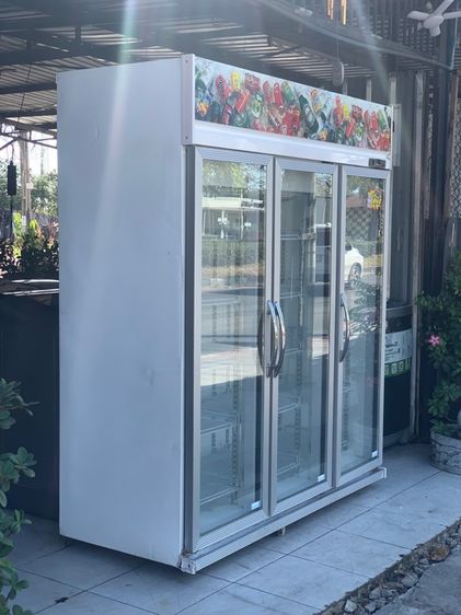 ขายตู้แช่น้ำดื่มสามประตูขนาด 50 คิวราคา 15,990 บาทรับประกัน1ปี สนใจโทรติดต่อสอบถามได้ครับ 0989976215 ครับ