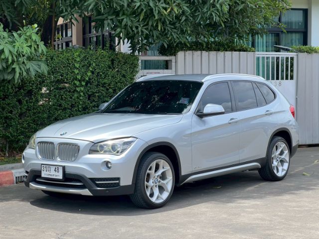 BMW X1 2015 2.0 sDrive18i xLine Utility-car เบนซิน ไม่ติดแก๊ส เกียร์อัตโนมัติ บรอนซ์เงิน รูปที่ 2