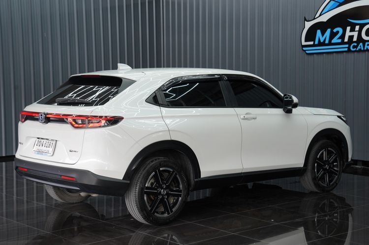 Honda HR-V 2022 1.5 e:HEV E Utility-car ไฮบริด เกียร์อัตโนมัติ ขาว รูปที่ 4