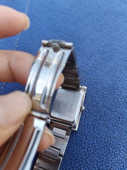 นาฬิกาข้อมือผู้หญิง Anne Klein ll เครื่องสแตนเลสแท้มือ2 สภาพสวย ข้อมือ15 มีข้อให้2 ข้อ 890 ค่าส่ง50  lineid ammamm7351 รูปที่ 6