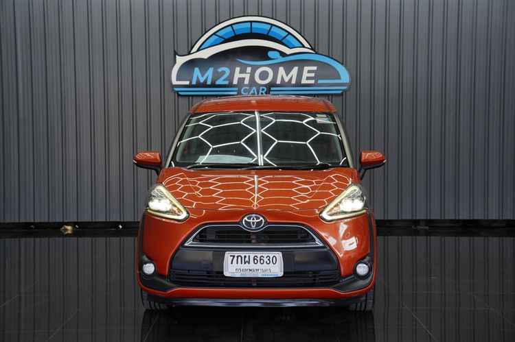 Toyota Sienta 2018 1.5 V Utility-car เบนซิน เกียร์อัตโนมัติ ส้ม รูปที่ 2