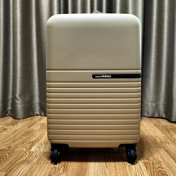 กระเป๋าเดินทาง