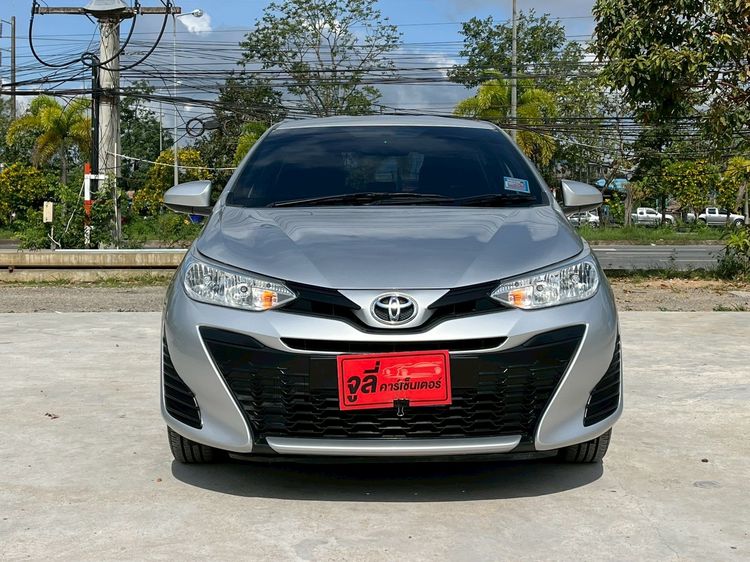 Toyota Yaris 2018 1.2 J Sedan เบนซิน ไม่ติดแก๊ส เกียร์อัตโนมัติ เทา รูปที่ 3