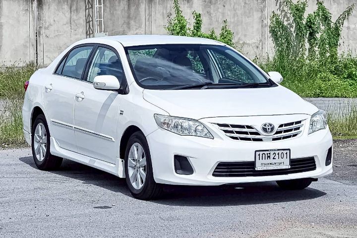 Toyota Altis 2013 1.6 G Sedan เบนซิน ไม่ติดแก๊ส เกียร์อัตโนมัติ ขาว รูปที่ 3